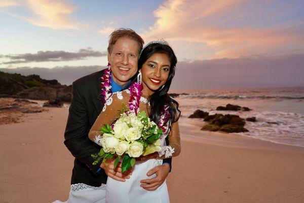 Spring Sale: $350 for a 1 hour sunset photo session and receive 100 edited hi res photos. Reg. $550