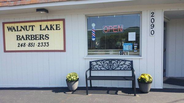 Walnut Lake Barber Shop