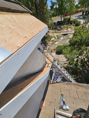 Dryrott, trip, fascia complete replacement in Fallbrook