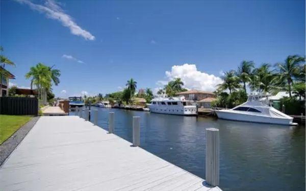 Coral Ridge direct access waterfront home.