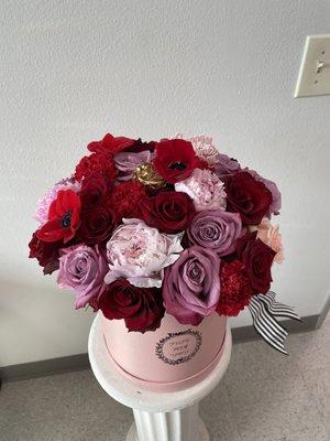 Hat box peonies and roses