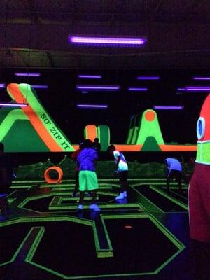 Glow in the dark putt-putt