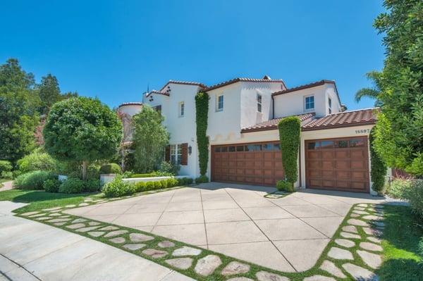 Tarzana
 SOLD