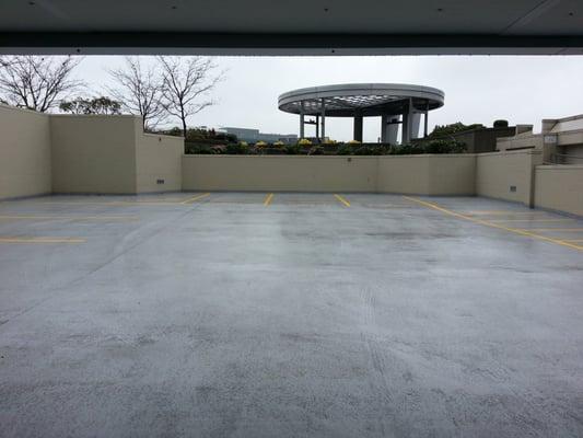 Open area parking on P6