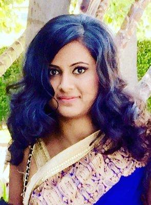 Look at that! Hair so lustrous, my blue sari is reflecting off of it!