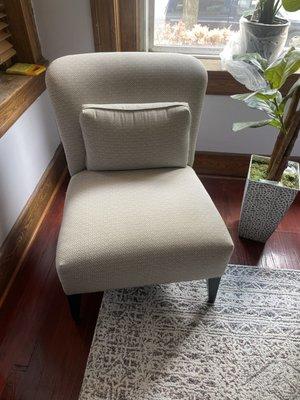 Accent chair