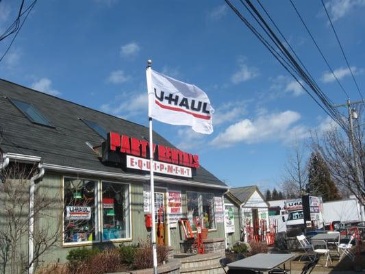 U-Haul Truck rentals in Mount Sinai at 515 Rte. 25A is a member of the North Brookhaven Chamber of Commerce.