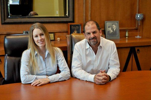 Lenni & Robert Revel, Co Owners of Go Divorce Clinic