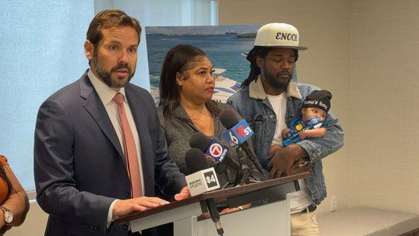 News conference executed in Miami - press conference PR agency - award