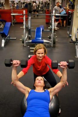 Personal Training at the Mandell JCC. Photo credit: Shana Sureck.