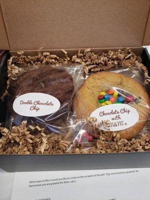 Wide variety of flavors. Mix and match to make it the perfect cookie box.