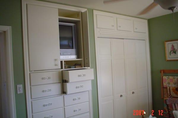 Built in closet and dresser, North end, Boise