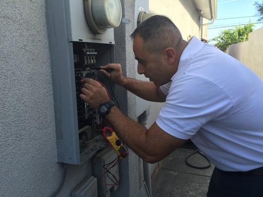 U.S. Electric Force - Los Angeles Electrician