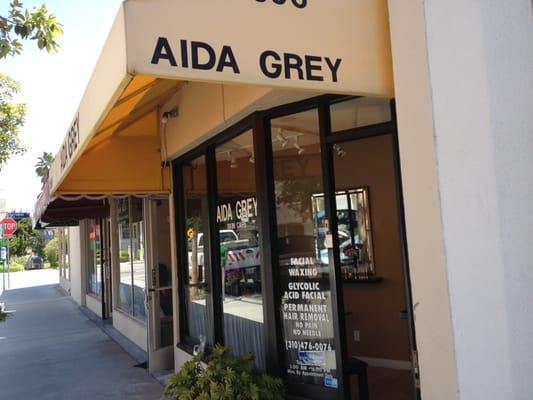 Aida Grey Beauty Salon