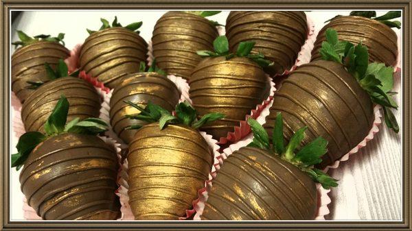 Milk Chocolate strawberries with gold embellishment