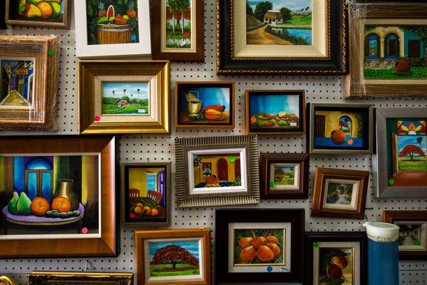 Arnau Gallery and Picture Framing