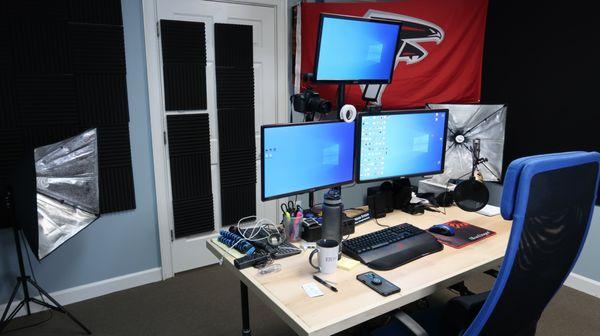 Jordan's (CEO) Office