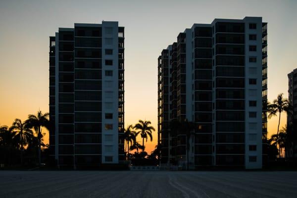 The Island Winds Condominiums