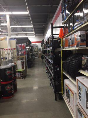 Tractor Supply Co of Millis -- 1313 Main Street / Route 109, Millis            Interior