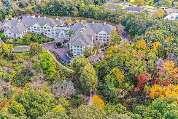 Birds-eye view of Springhouse