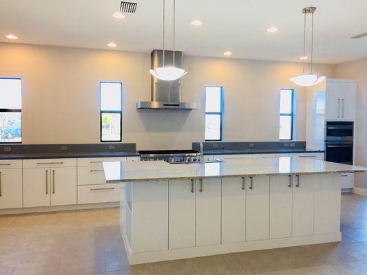 Contemporary kitchen in Lakewood Ranch