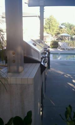 BBQ grills (3)