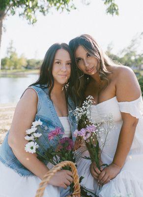 Two bronzed besties!