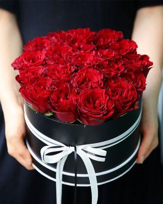 Roses in a Gift Box