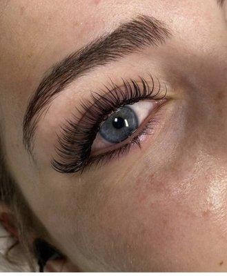 Classic lash extensions