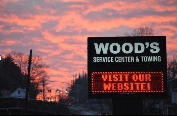 Wood's Service Center & Towing