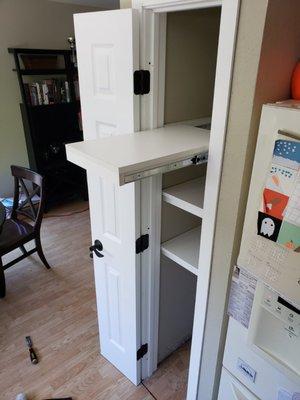 Kitchen Pantry Build-in Shelves