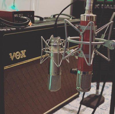 Ready for all of your Gtr recording needs. Vox AC 15 and AC 30 available. U87 and modified CV -12 condenser mics and much more.