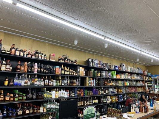 Boulevard Mart & Liquors