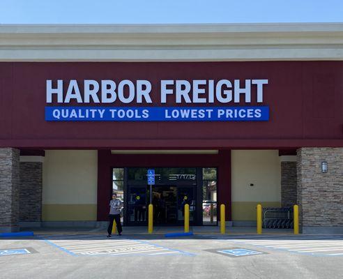 Well, helloooo Harbor Freight!