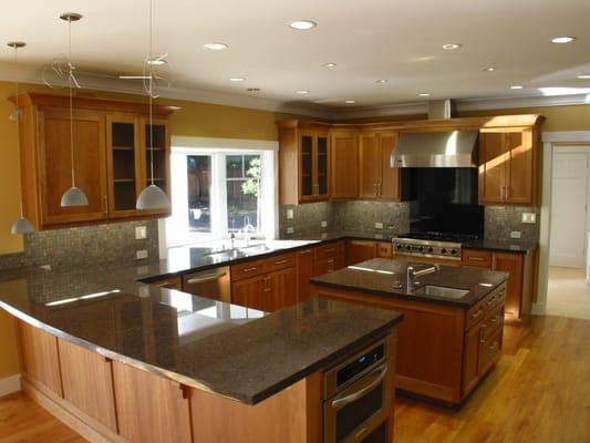 R E L Custom Cabinetry