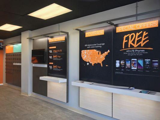 Boost mobile Santa Ana                   1055 w. 1st st  Santa Ana