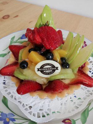 6" fruit tart, not at the restaurant but after we took it home. Crispy pastry, so delicious!