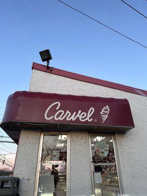 Neighborhood Carvel!