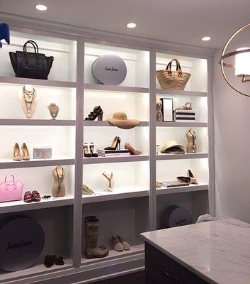 We create celebrity-worthy closets for every day homeowners!