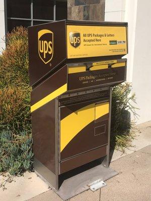 UPS drop box outside