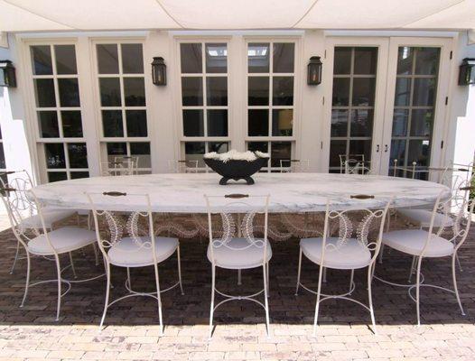 custom outdoor table and chairs