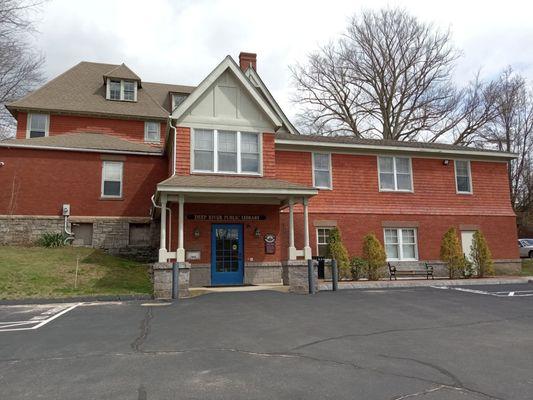 Deep River Public Library