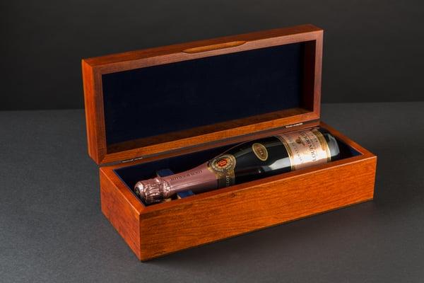 Product Photography - Luxury handcrafted wood presentation boxes for Alan Arora, a great client. http://www.aarora-showcase.com/