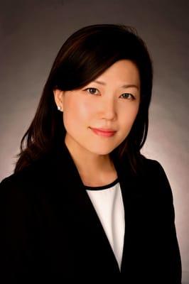 Shioun Lee, Associate Attorney