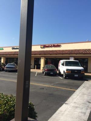 Located in The Vons shopping center off the Avenue