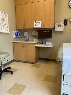 Clean patient rooms