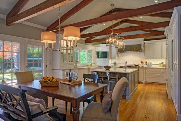 Monticello Park, Traditional Kitchen