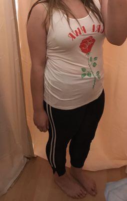 Super cute outfit that is very comfortable and I can't wait to wear it!