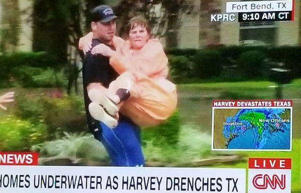 Txt 90999 to HARVEY..to give $10