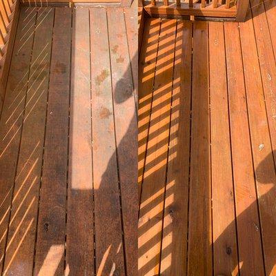 Wood deck soft washing